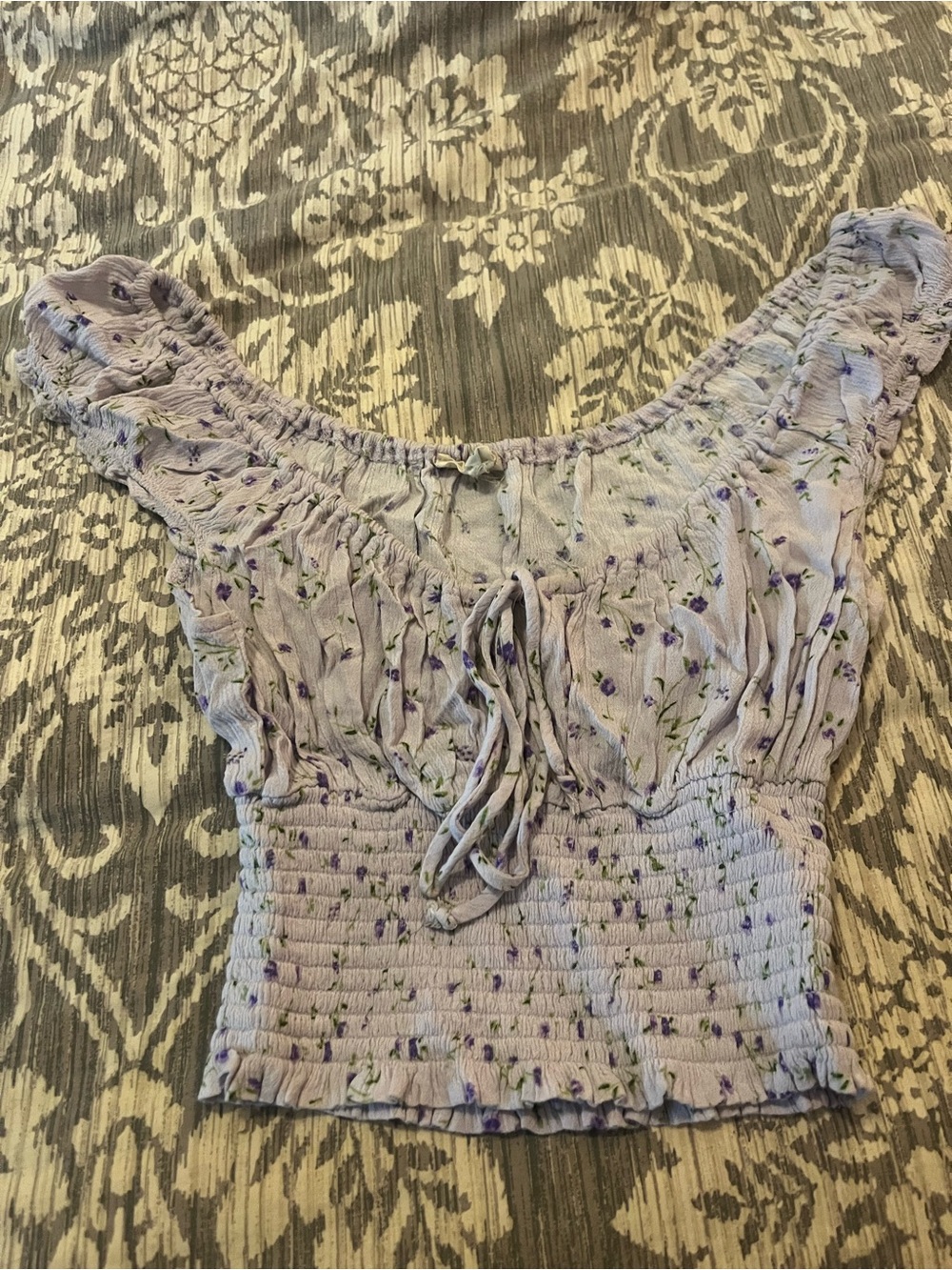 La Hearts Lavender Floral Smocked Tie-Front Crop Top